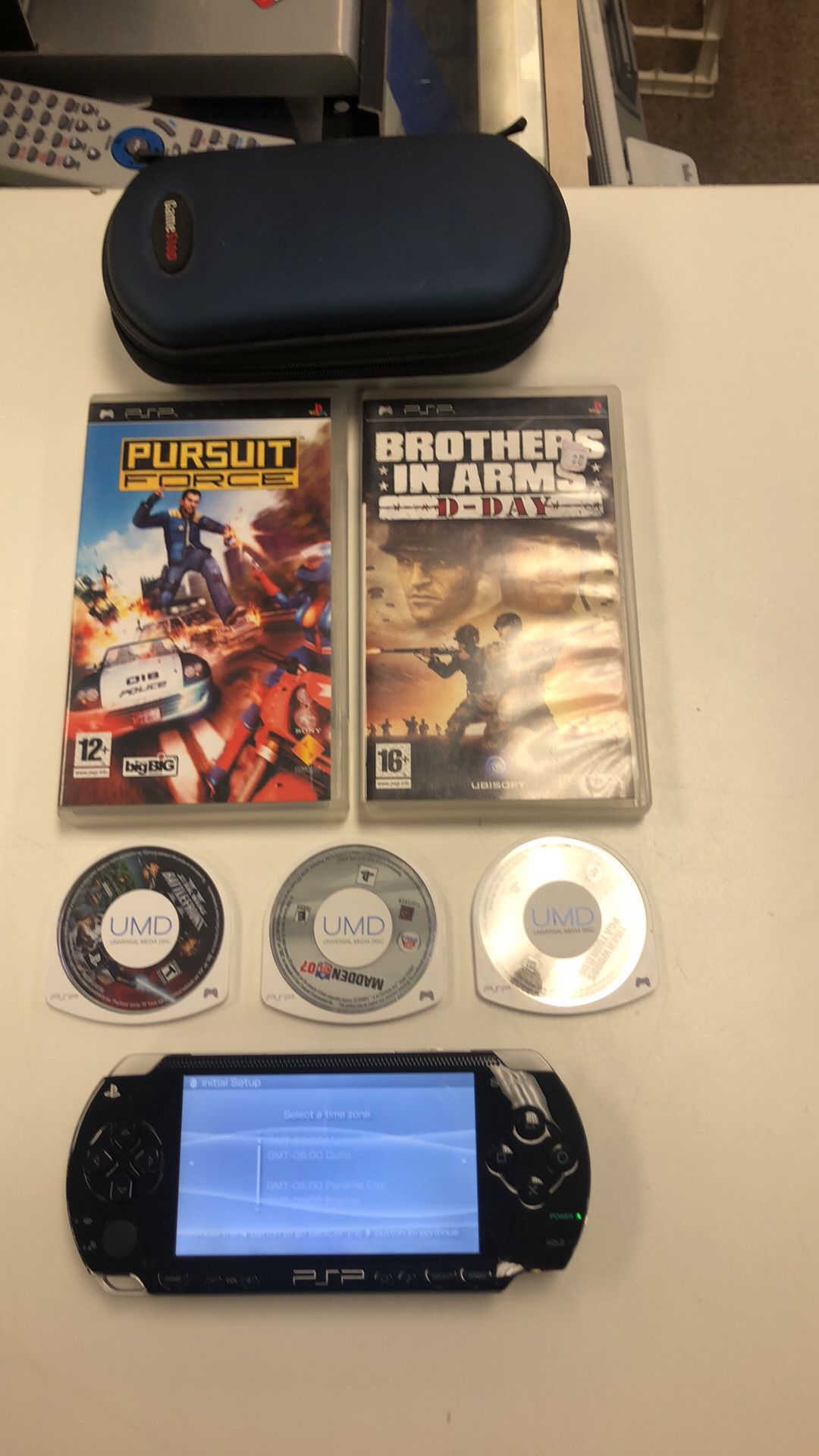 PSP 1001 w 5 Games