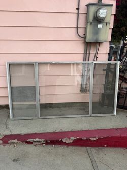 Box window