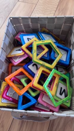 Magnetic Tiles Building Set with Letter & Number Tiles