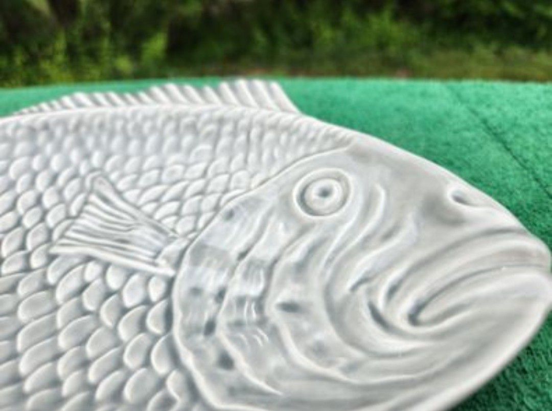 White and Gray Glazed Fish Trinket Dish / Soap Dish / Spoon Rest