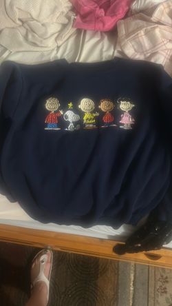 Peanuts Snoopy Sweater small