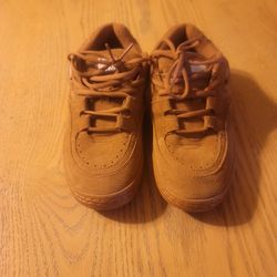MENS BROWN SIZE 9 VANS SHOES