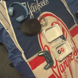 Beats solo 4 Soft blue. 