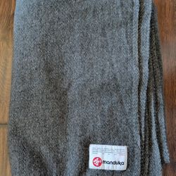 Manduka Yoga & Meditation Blankets — Set of 8 | Like New