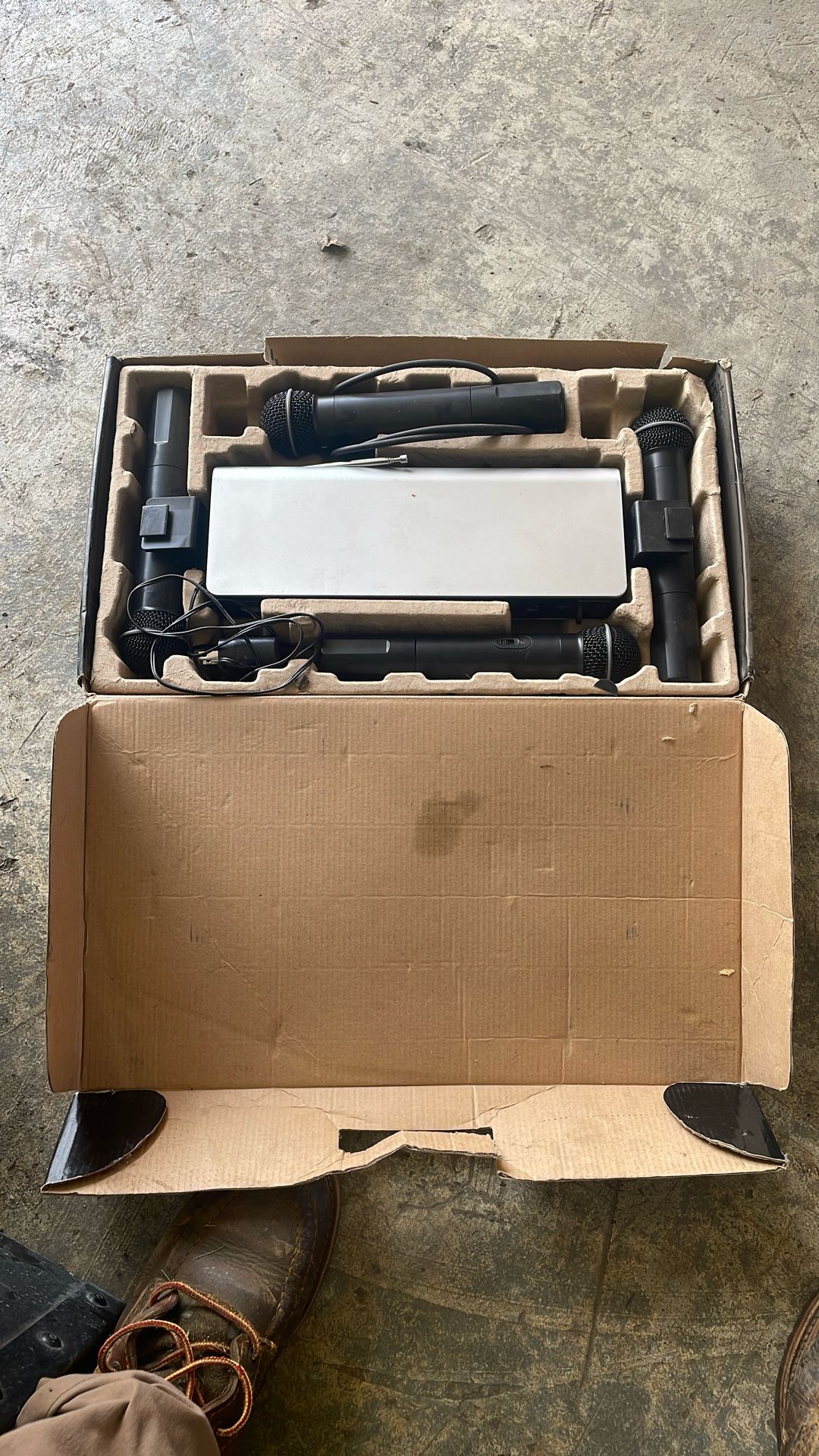 Quad Vocal Wireless System