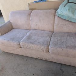 Free Couch 