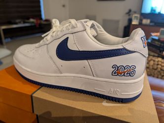 Nike Air Force 1  NYC Knicks size 11