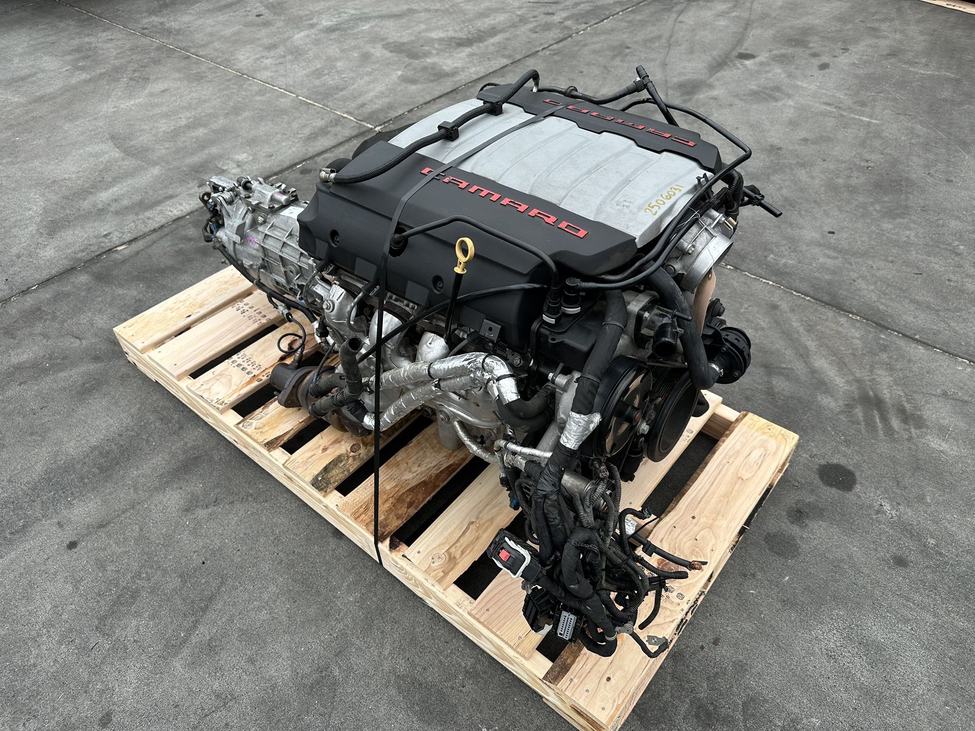 16-23 Camaro SS 6.2L V8 LT1 Engine And Transmission Assembly Kit OEM 32K Miles