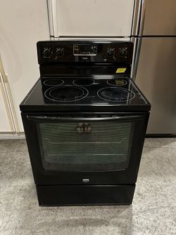 Maytag Black Glass Top Stove