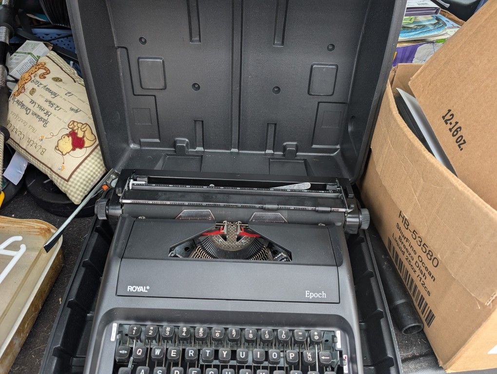 Typewriter 