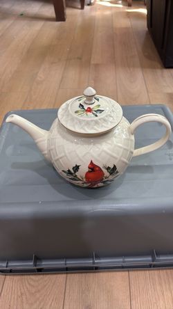 Lenox Teapot