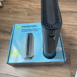 motorola 24x8 cable modem plus AC1900 WiFi router