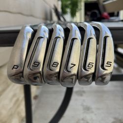 Full Set Of Giga Golf Irons
