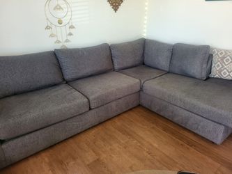 Sectional Sofa - Great Condition!