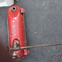 Coleman Gas Tank And Regulator