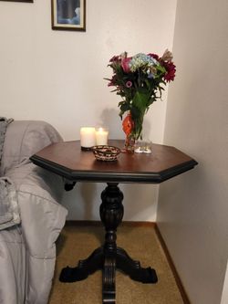 Pedestal table vintage solid wood