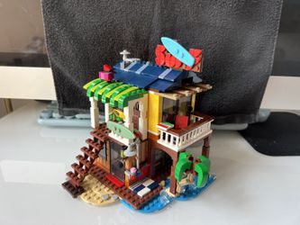 Lego Surfer Beach House