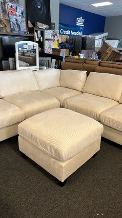New farmhouse sectional 4 pc was $899 at other stores save now $550. Can deliver