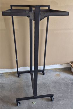 Clothing rack