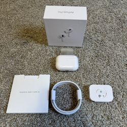 Airpods pro 2nd generation (BRAND NEW)