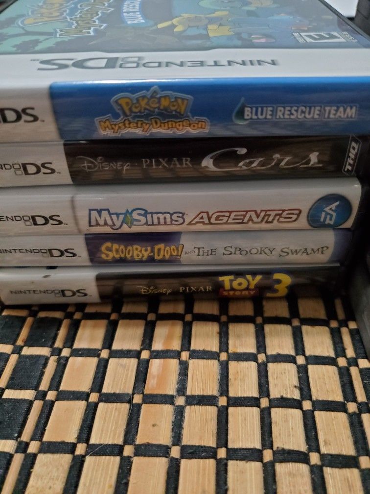 2 Nintendo Ds 1 Ds Xl &26 Games