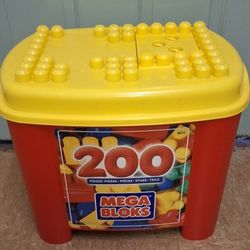 MEGA BLOKS LARGE CONTAINER  WITH BLOKS 