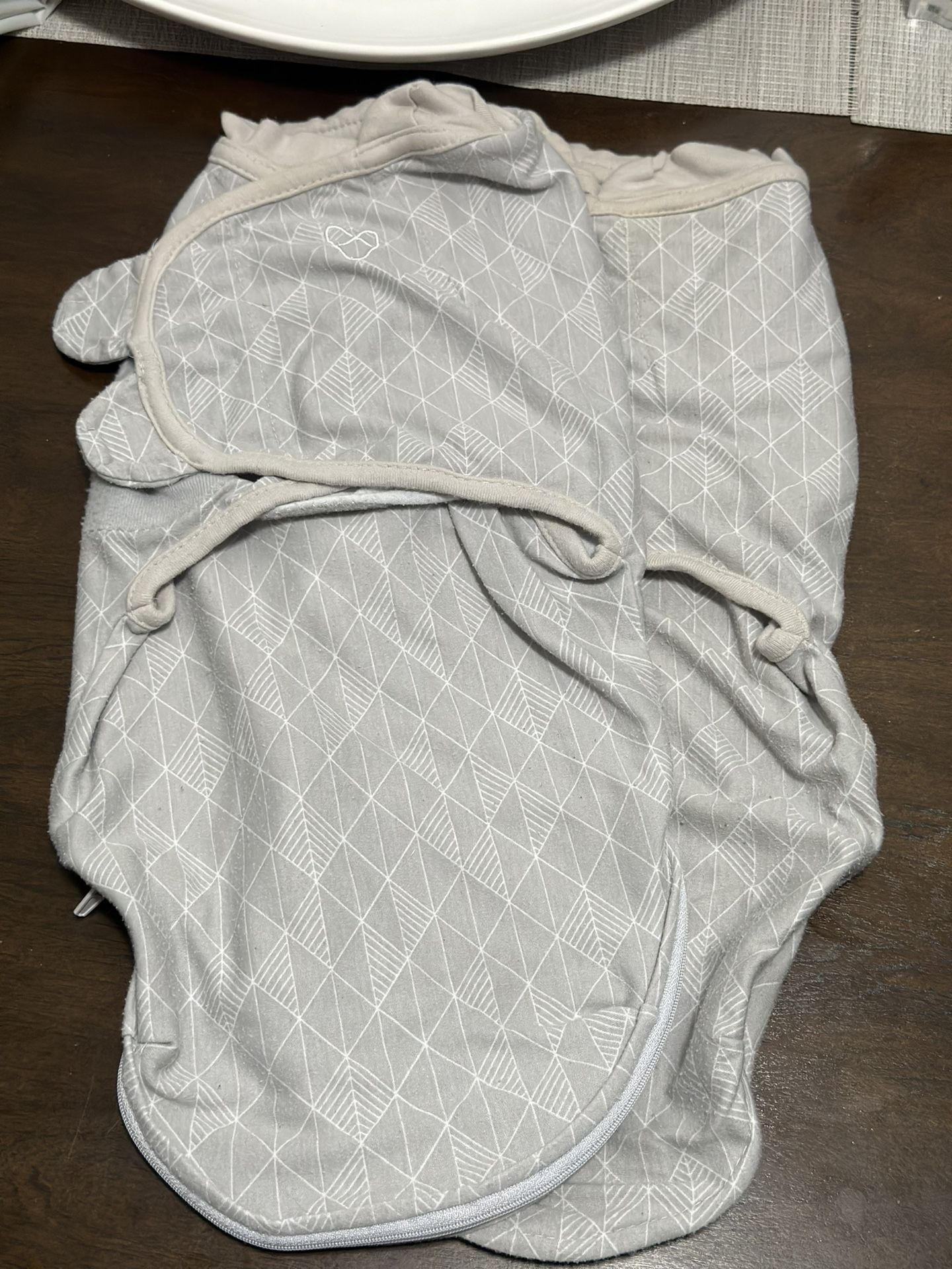 Unisex Swaddle Me, 0-3Months, Zipper For Easy Change