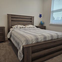 Queen Bedroom Set