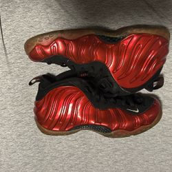 Nike Air Foamposite One “Metallic Red”
