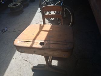 Kids small desk