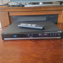 Magnavox Blu-ray Disc Player with Remote