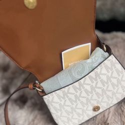 NEW MK bag / Mk crossbody / Bolsa Micheal Kors