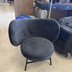 AVENIR LOUNGE CHAIR - Retail: $1495