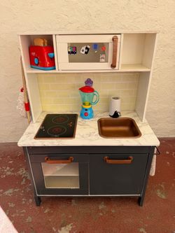 Kids Wooden Play Kitchen Set