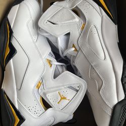 Jordan Flight Size 11.5