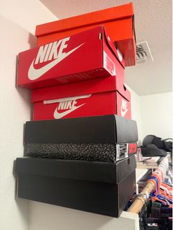 Shoe boxes