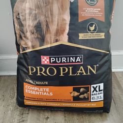 50 Lb Purina Complete  XL Chicken And Rice 