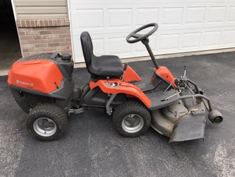 Husqvarna R120S Articulating Riding Mower 42 Inch 1 000 in