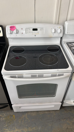 GE 30” Electric Range – Glass Top, Self Clean, White