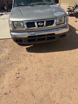2000 Nissan Frontier Pickup Truck