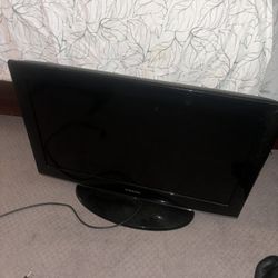 Samsung 32-inch Class LED TV.