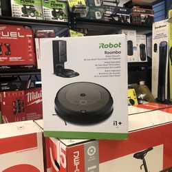 iRobot Roomba Robot Vacuum i7+
