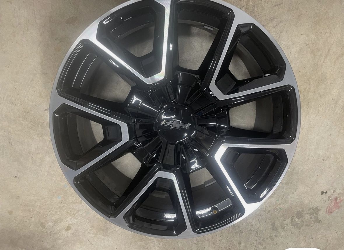 22" Bright Machined High-Gloss Black Painted Wheels (22” x 9”) SET
