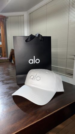 Alo hat