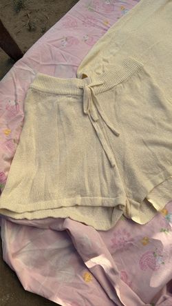 Set de blusa y short size. S beige la blusa bien grandecita  $3