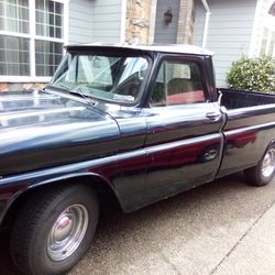 1966 Chevrolet C10 305ci (4 On Floor Manual)