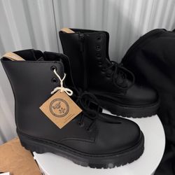 Vegan Jadon II Boot Mono Platforms Size 12