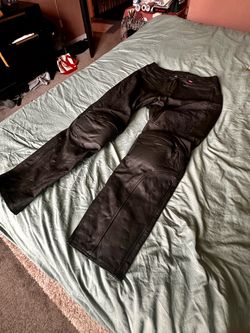 Women’s NORU leather padded motorcycle pants size 12
