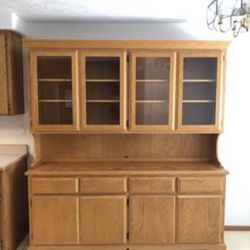 Two-Piece Blonde Dining Room Hitch For Sale