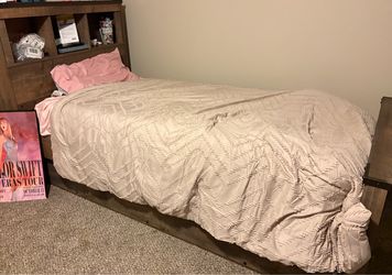 Twin Bed with Memory Foam Mattress